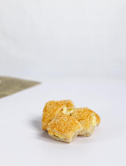 קונדיטוריית שני - חנות האונליין מאפי בורקס גבינה תמונה 431