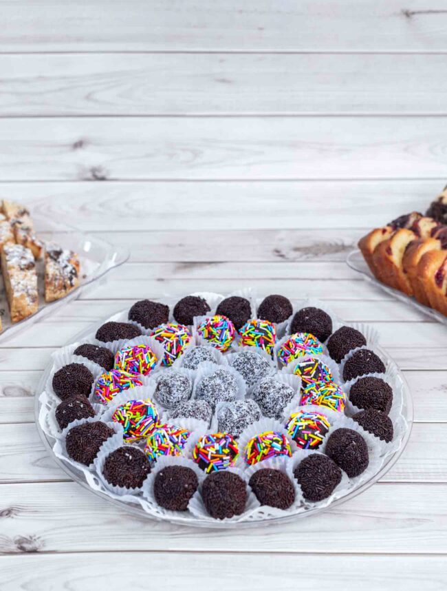 קונדיטוריית שני - חנות האונליין כדורי שוקולד תמונה 323