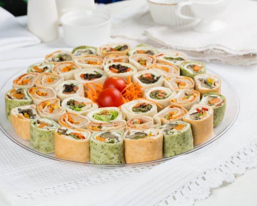 מגשי אירוח בקריות